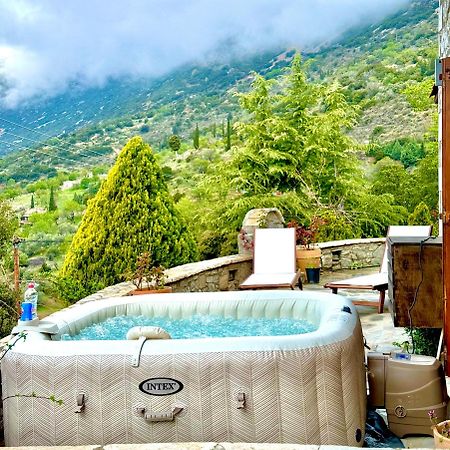 Rock Dandy Deluxe Chalet In Arachova - Delphi, Sauna, Prv Parking, Amazing View Exterior photo