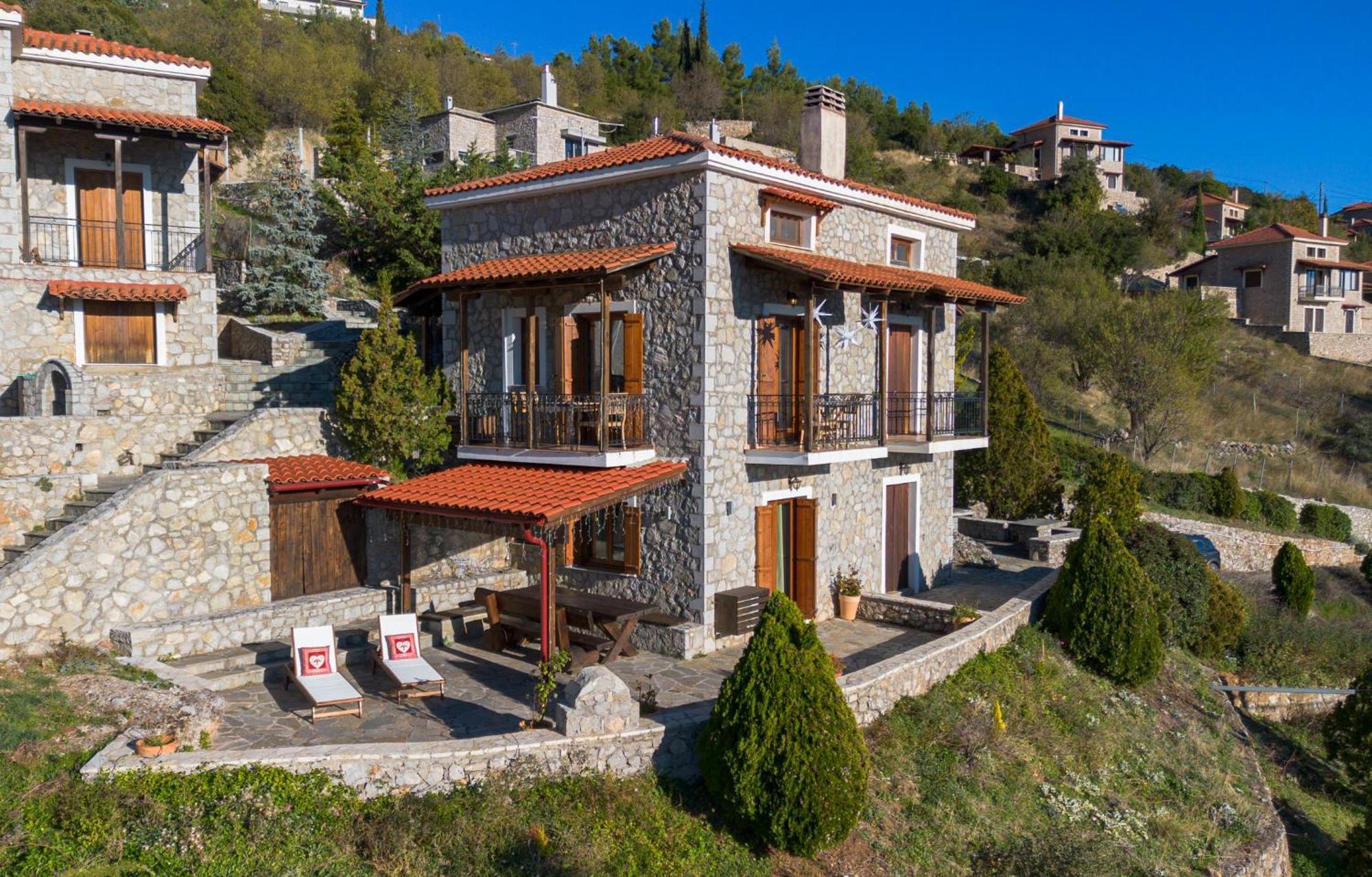 Rock Dandy Deluxe Chalet In Arachova - Delphi, Sauna, Prv Parking, Amazing View Exterior photo