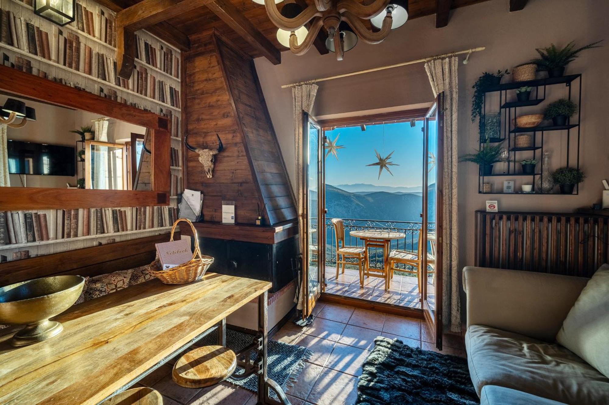 Rock Dandy Deluxe Chalet In Arachova - Delphi, Sauna, Prv Parking, Amazing View Exterior photo