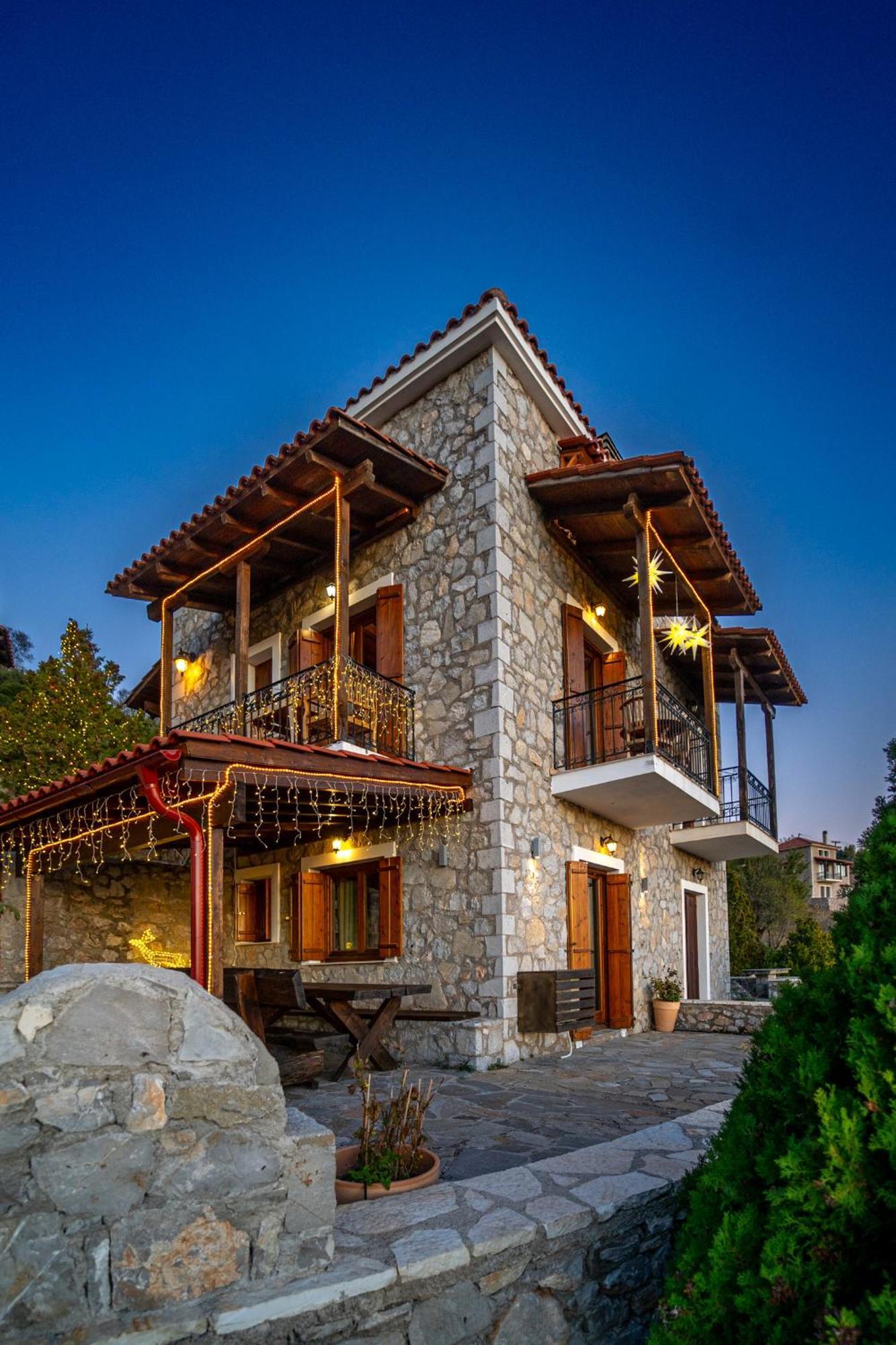 Rock Dandy Deluxe Chalet In Arachova - Delphi, Sauna, Prv Parking, Amazing View Exterior photo