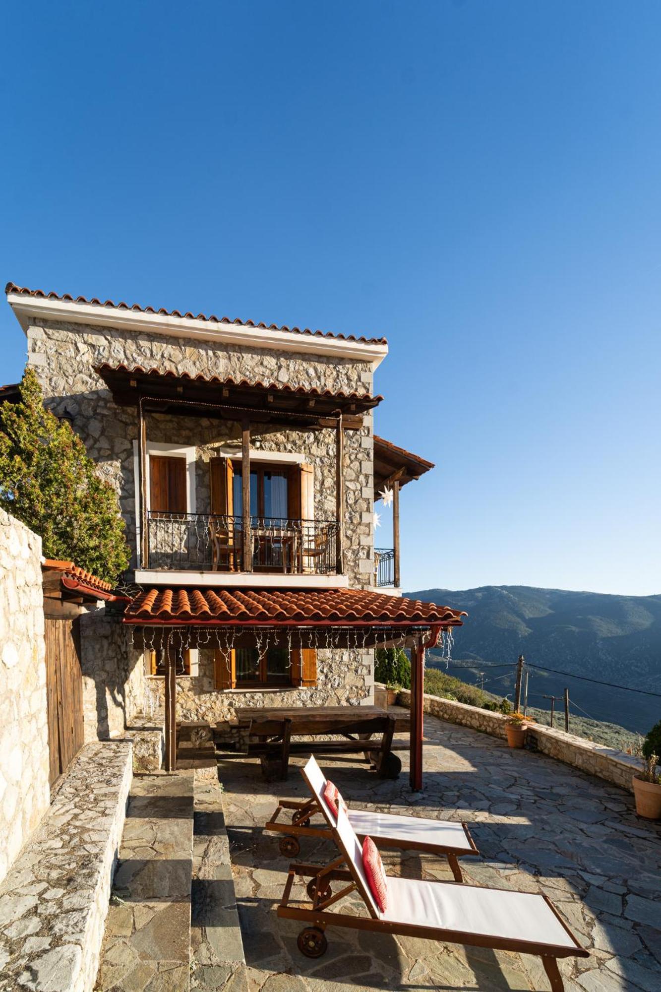 Rock Dandy Deluxe Chalet In Arachova - Delphi, Sauna, Prv Parking, Amazing View Exterior photo