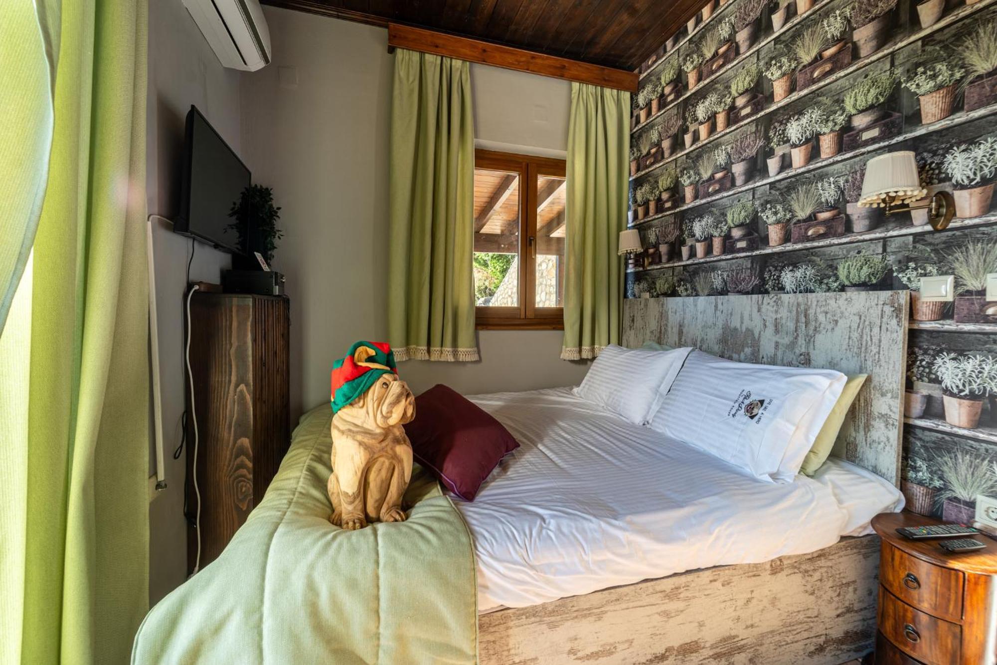 Rock Dandy Deluxe Chalet In Arachova - Delphi, Sauna, Prv Parking, Amazing View Exterior photo
