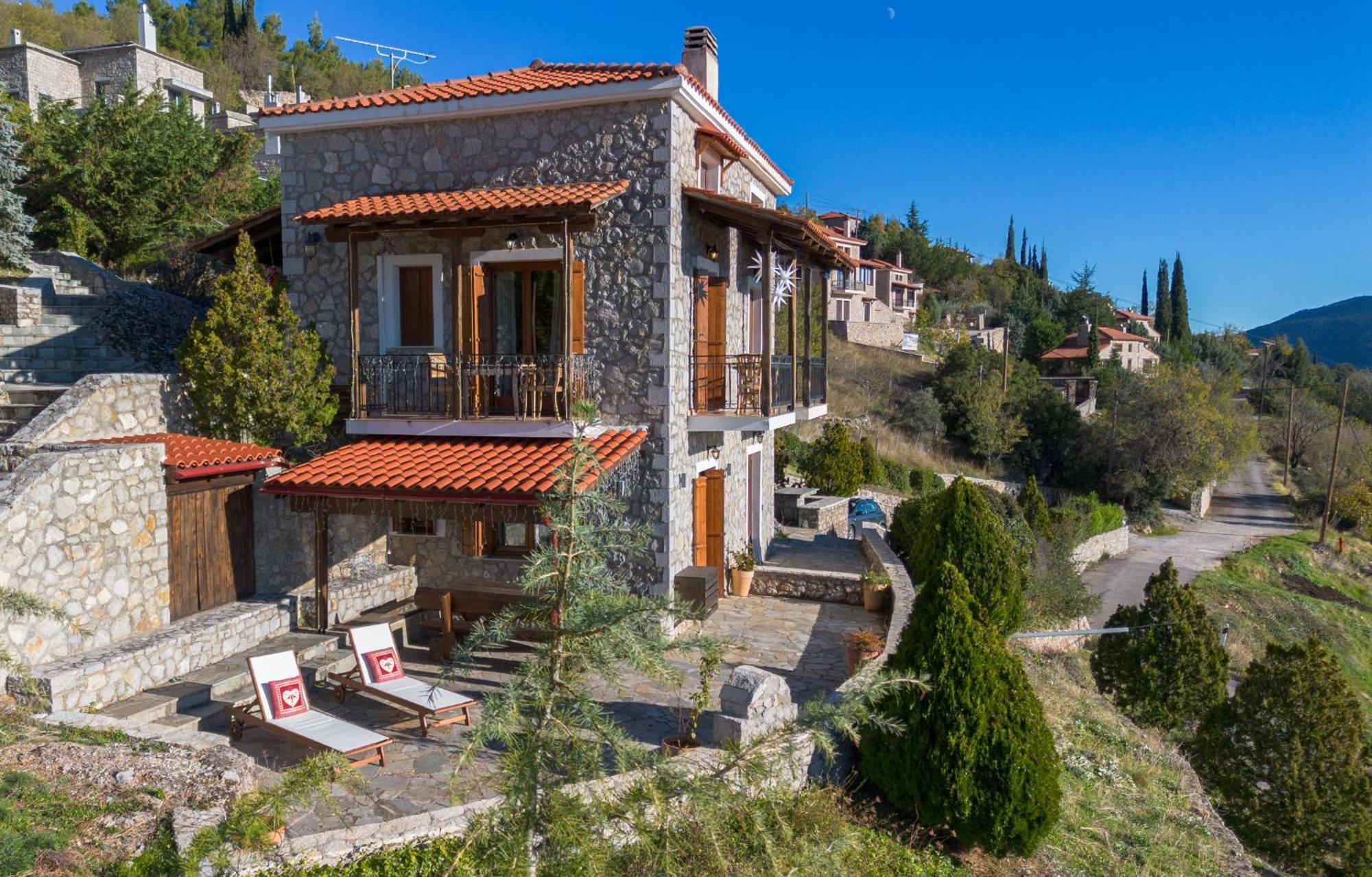 Rock Dandy Deluxe Chalet In Arachova - Delphi, Sauna, Prv Parking, Amazing View Exterior photo