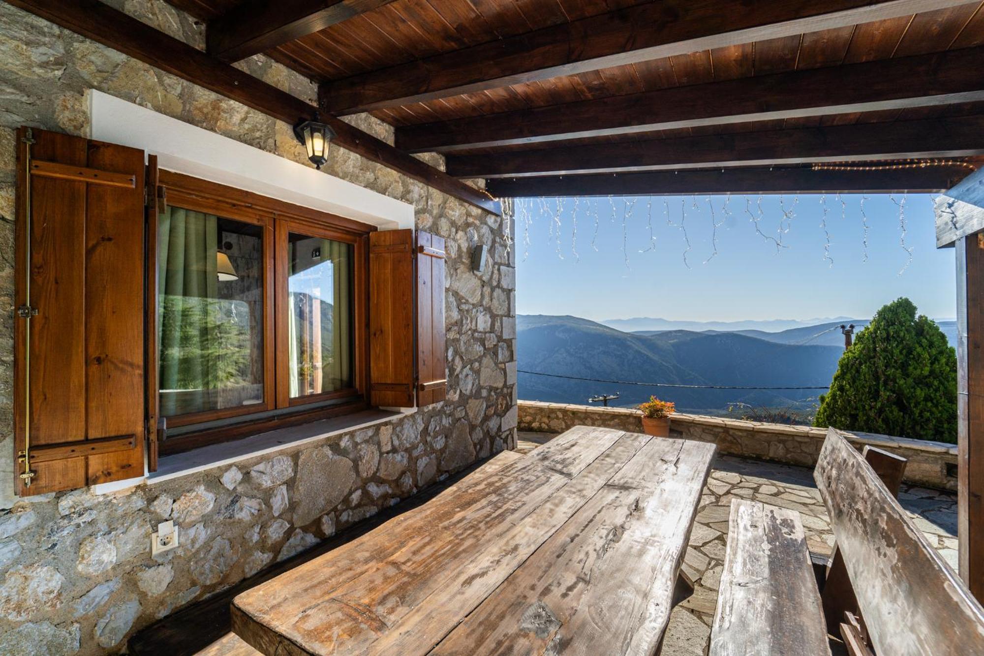 Rock Dandy Deluxe Chalet In Arachova - Delphi, Sauna, Prv Parking, Amazing View Exterior photo